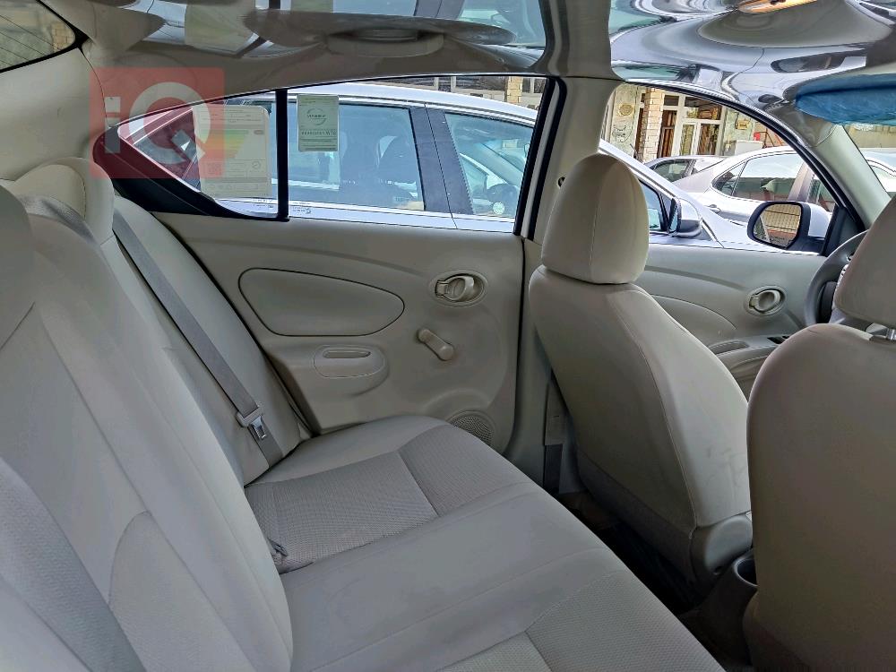 Nissan Sunny